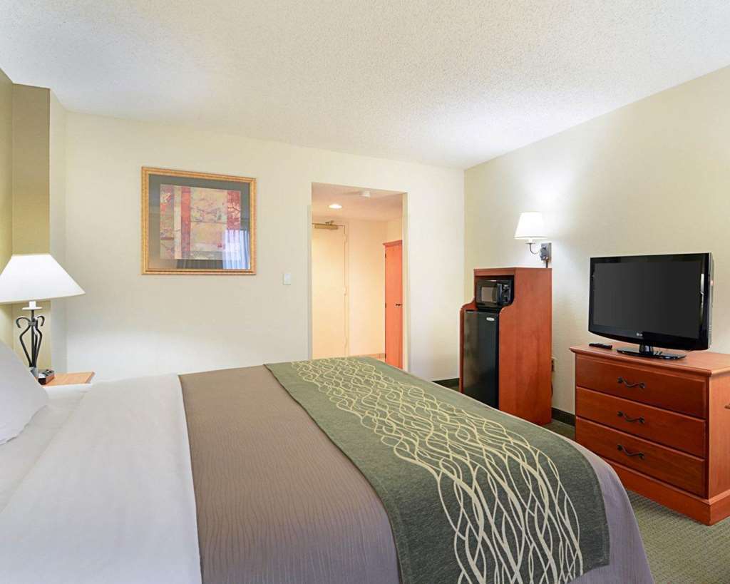 Fairfield Inn & Suites By Marriott Alexandria West/Mark Center Exterior foto